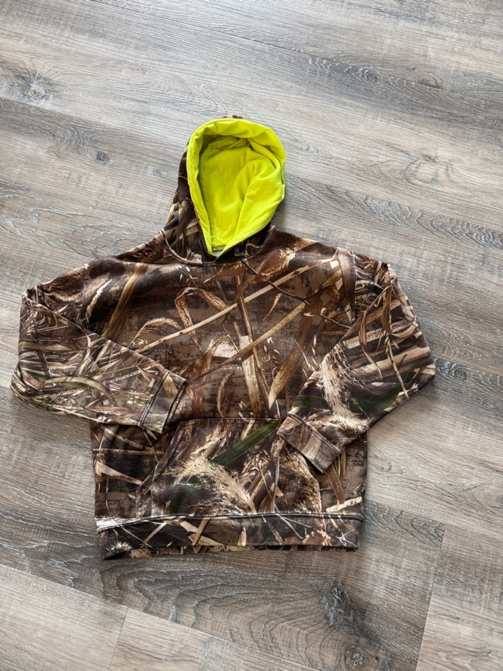 Realtree kids camouflage hoodie sz m